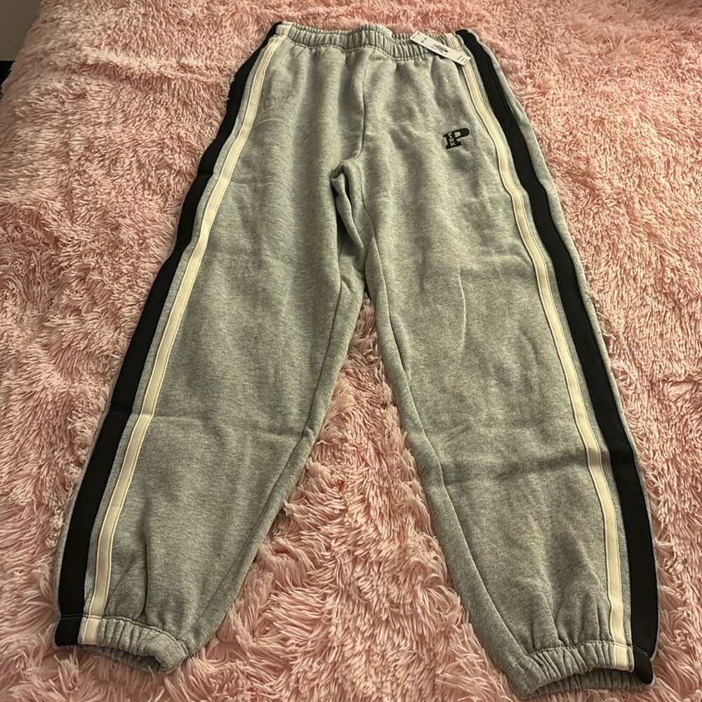 VS sweatpants